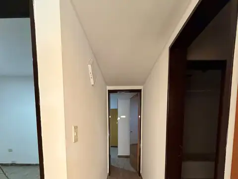 Alquiler departamento 4 ambientes castelar