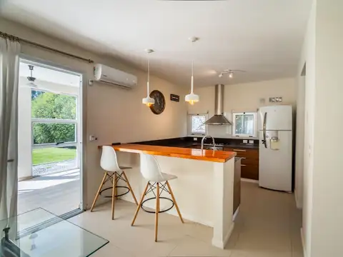 Casa en Venta en Berazategui, USD 420.000