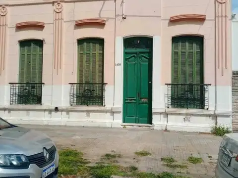 Gran Casa en Alquiler ideal uso comercial - 8 dormitorios