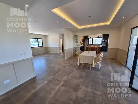 Casa 3 ambientes con 2 baños