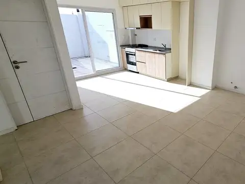 Depto Tipo Casa en Venta de 2 ambientes