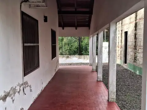 Casa Quinta con pileta y gran Parque en Lavalle