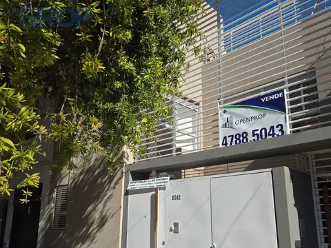 Venta 4 ambientes, suite, patio, terraza, excelente, frente. casi sin expensas. Villa Pueyrredon,