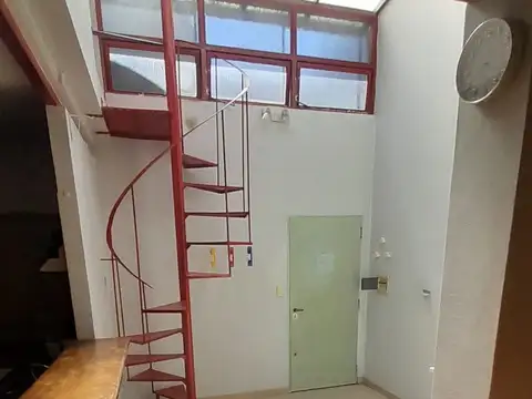 Depto Tipo Casa en Alquiler de 3 ambientes