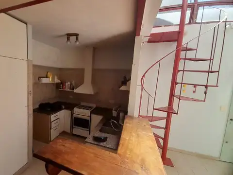 Depto Tipo Casa en Alquiler de 2 dormitorios