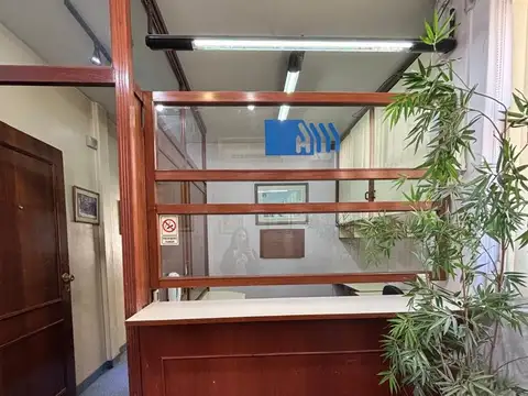 Oficina en Alquiler en Monserrat, $ 550.000