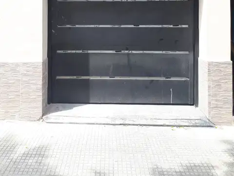 Local en venta en Monte Castro