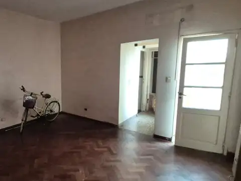 Depto Tipo Casa en Venta de 2 ambientes