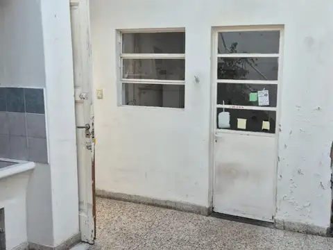 Depto Tipo Casa 2 ambientes con 1 baño