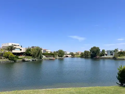 Terreno en Venta en Nordelta Los Lagos, USD 550.000