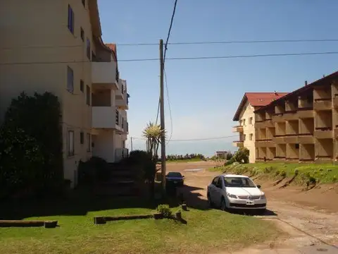 Tobias 100