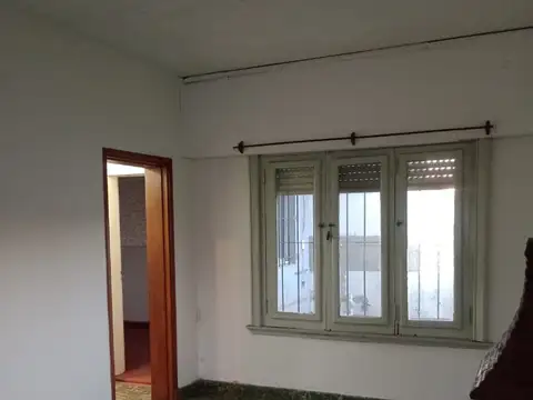 Depto Tipo Casa en Venta en Villa Adelina, USD 69.000