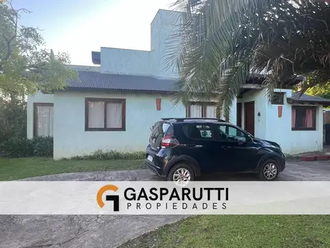 Casa en Venta con 5 cocheras