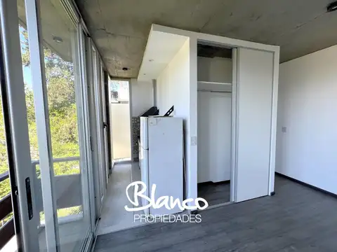 Departamento en Alquiler con 1 cochera