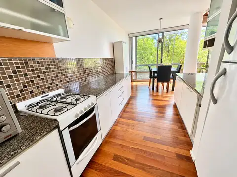 Departamento en Venta con 2 cocheras