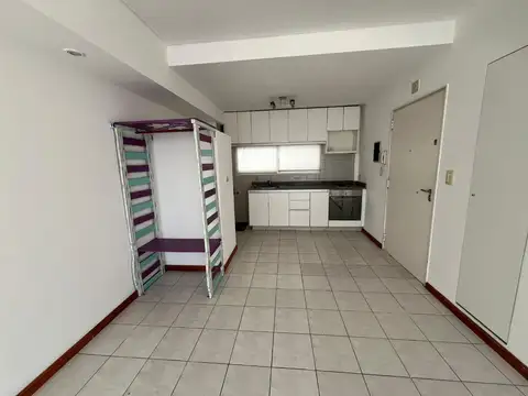 Acevedo 100, Piso 7