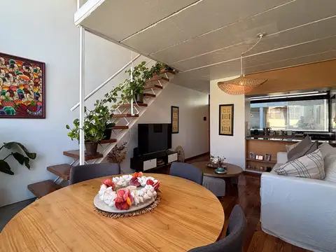 Venta Departamento Duplex · 2 ambientes · Balcón · Cochera · Lomas de San Isidro