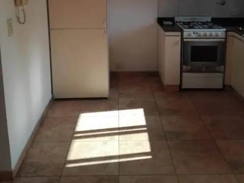 Luis Maria Drago 2600, Piso 4