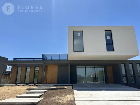 Flores Prop. ALQUILA ANUALMENTE Casa en La Diligencia - Pilara - Pilar