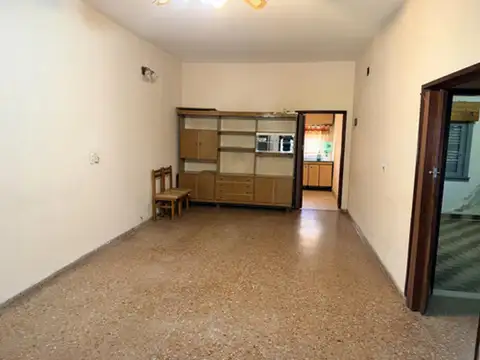 Casa en Alquiler en Lanús Oeste, $ 700.000
