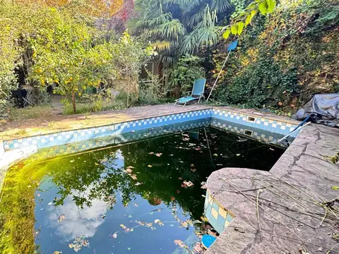 Castillo  al 600, Villa Crespo