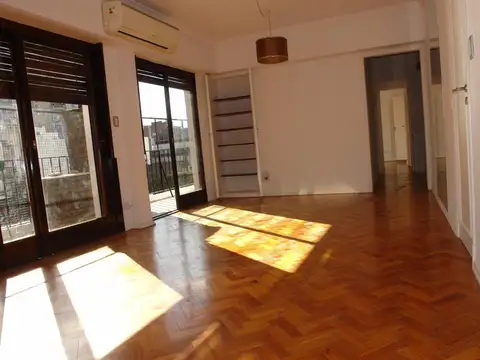 Departamento en Alquiler de 4 ambientes
