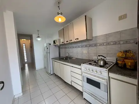 CHIOZZA 3300, Piso 6