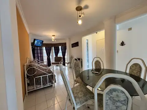 CHIOZZA 3300, Piso 6