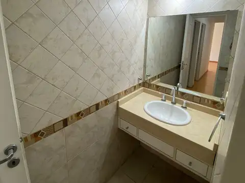 Departamento 3 ambientes con 2 baños