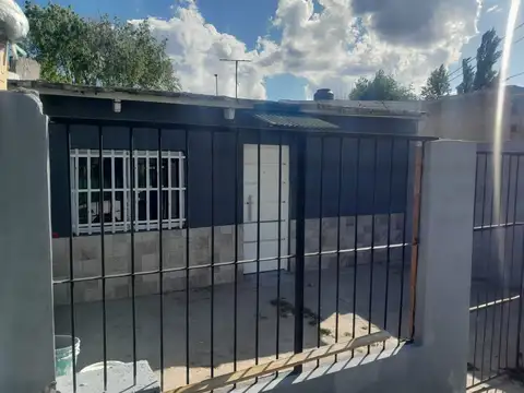 VENTA CASA CON DOS DEPARTAMENTOS LA MOVEDIZA