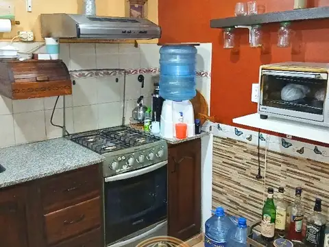 Depto Tipo Casa 4 ambientes con 2 baños