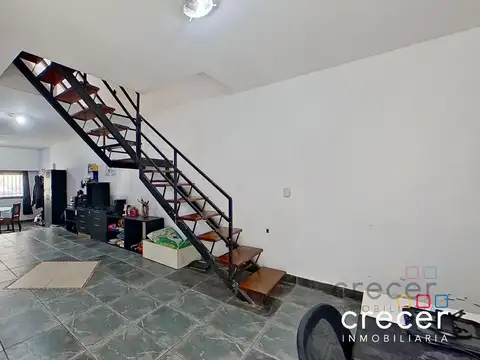 Casa 5 ambientes con 3 baños