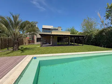 Casa en  Alquiler en Santa Maria de Tigre