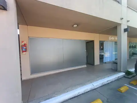 Local en Alquiler en Garin, $ 700.000
