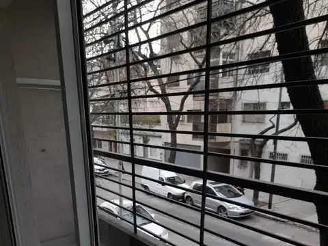 Departamento en Alquiler en Monte Castro, $ 500.000