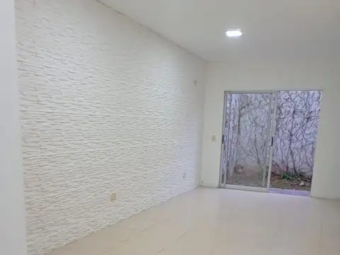 Departamento en Alquiler en Villa Santa Rita, $ 600.000