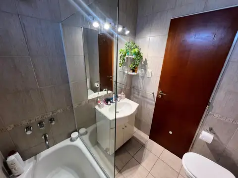 Avenida Belgrano 4017 , Piso 2