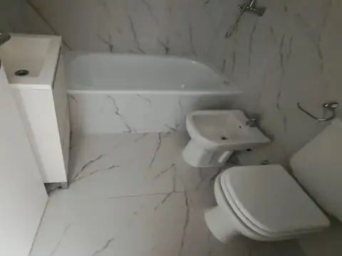 Avenida Angel Gallardo 900
