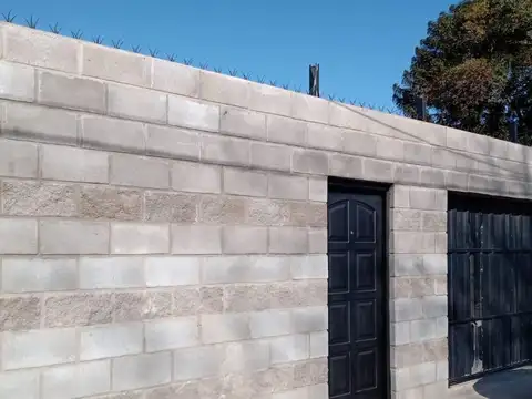 Oportunidad de inversion! 4 departamentos con cochera!