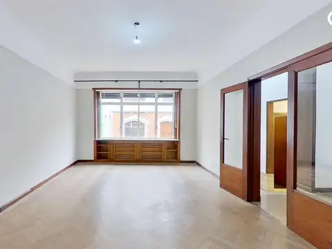 Casa en Alquiler con 1 cochera