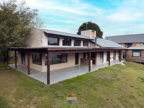 VENTA CASA 4 DORM. VILLA GENERAL BELGRANO CÓRDOBA