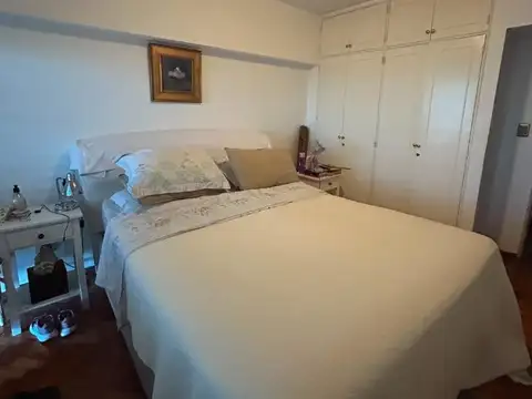 Departamento en Venta con 2 cocheras
