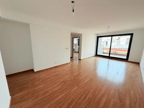 Piso 4 amb con balcon aterrazado parrilla propia y cochera