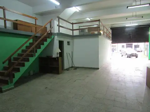 Local en Venta 50 años