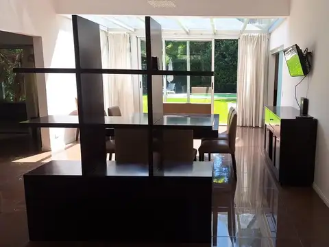 Impresionante casa en alquiler 24 meses en La Peregrina