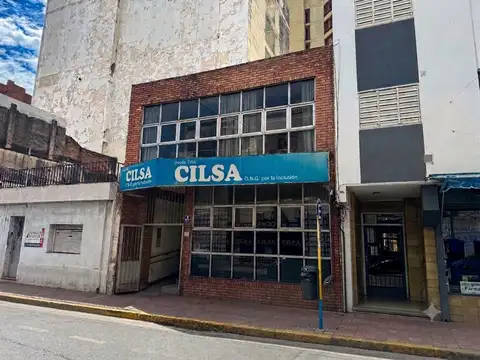 LOCAL EN VENTA COMERCIAL 236 M² ALBERDI CÓRDOBA