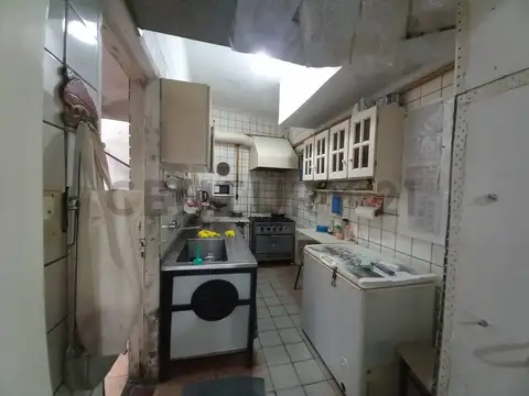 VICTORICA 2300, Piso 0