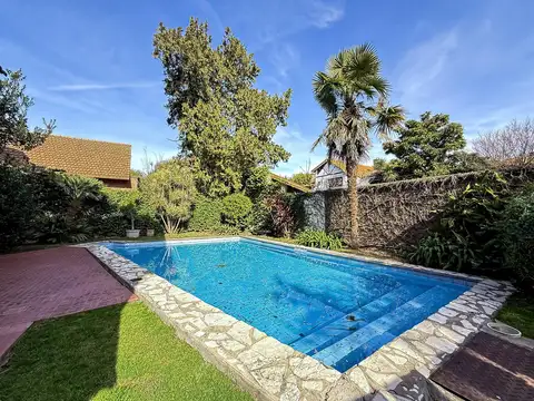 Casa en Venta en La Lucila, USD 950.000