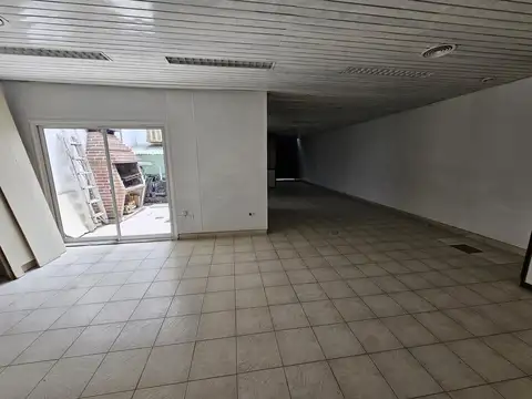 Local en Alquiler en Monserrat, $ 1.500.000