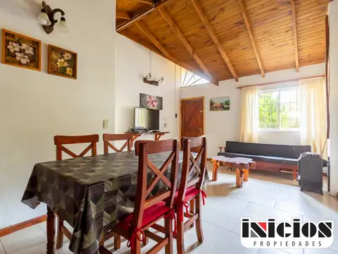 Casa en Venta con 1 cochera